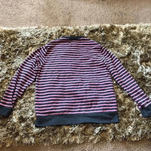 H&M’s Women Sweater Size L - Picture 2 of 3